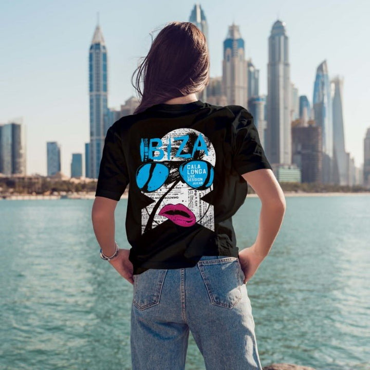 Juxar black graphic boyfriend t shirt IBIZA sunglasses and lips print on model by city skyline classic boyfriend t shirt look