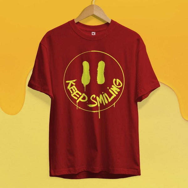 Juxar oversized cotton t shirt for streetwear in red with yellow keep smiling graphic on front